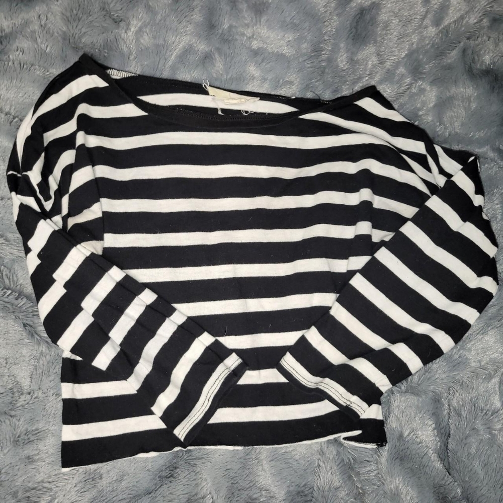 black and white top